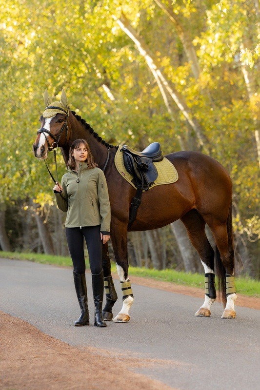 LeMieux Suede Close Contact Square Saddle Pad Gooseberry - Image 2
