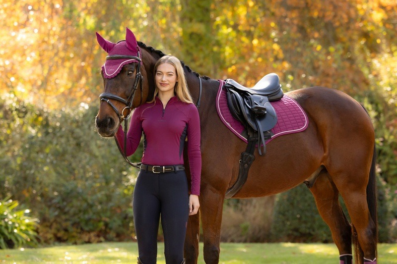 LeMieux Suede Close Contact Square Saddle Pad Blackberry - Image 3